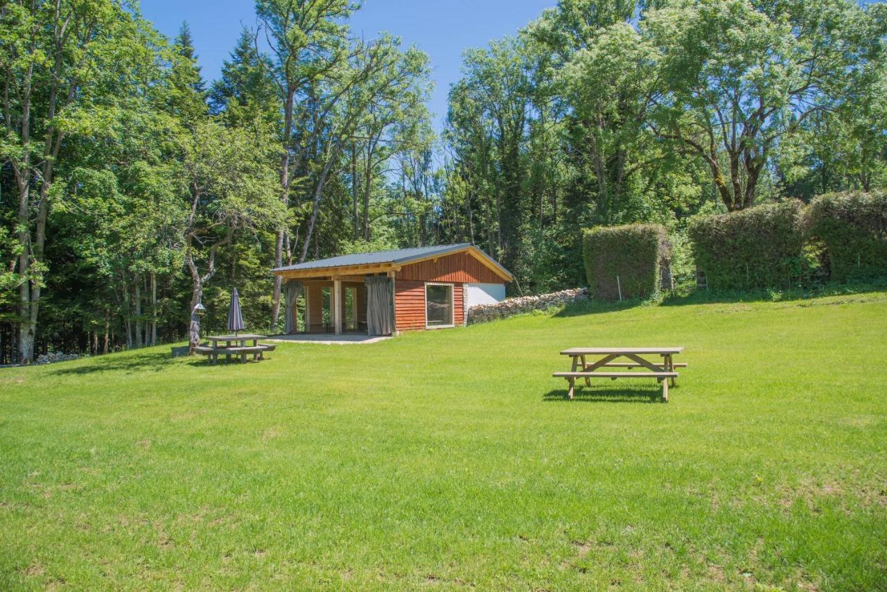 Apartamento Domaine De Malpas Villers-le-Lac Exterior foto